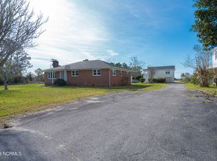 107 Cribbs Ln, Newport, NC 28570