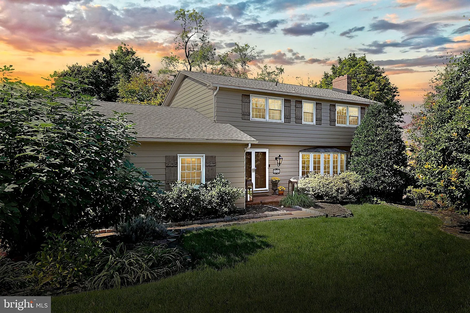 2935 Broxton Ln photo 1