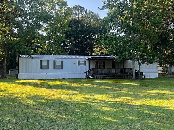 710 Calhoun Dr