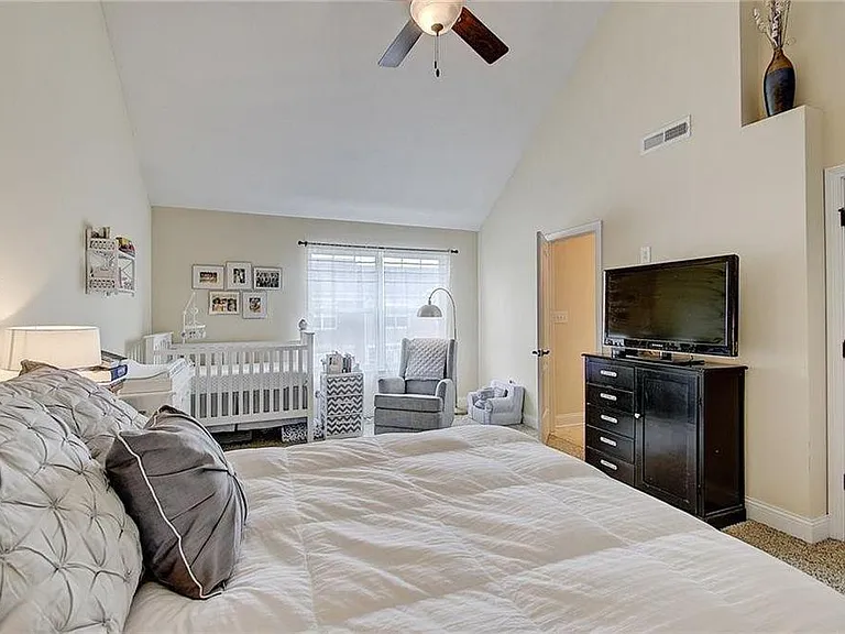 333 Alden Way — Photo 9