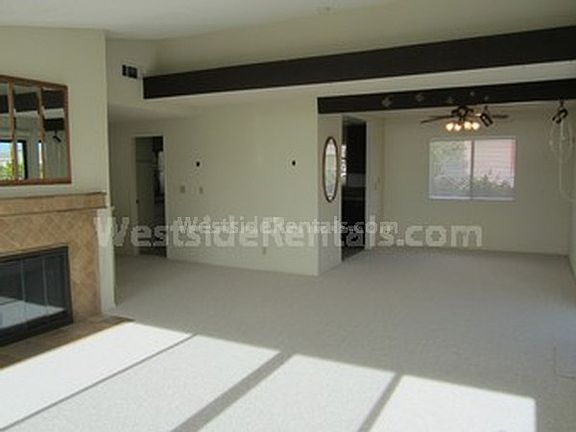 3rd image of 298 Whitecap Ct