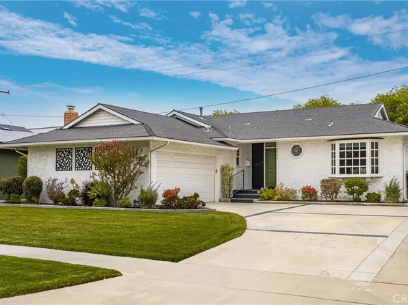 2102 Ostrom Ave, Long Beach, CA 90815