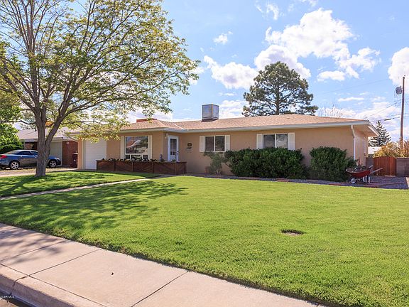 2nd image of 2112 Lynwood Dr