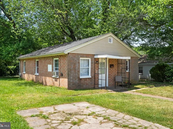 410 Anderson Dr, Wilmington, DE 19801