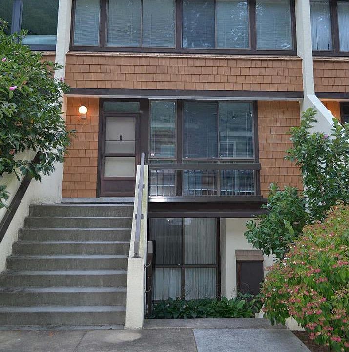 1st image of 2310 S Quincy St #2