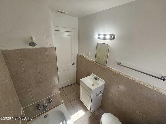 5th image of 1025 POWHATTAN Street