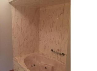 1512 Lebenta St, Novi, MI 48377