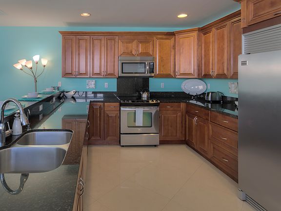5th image of 4438 Bougainvilla Dr