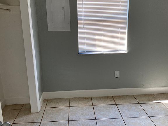3rd image of 1167 Laurel Dr #1167