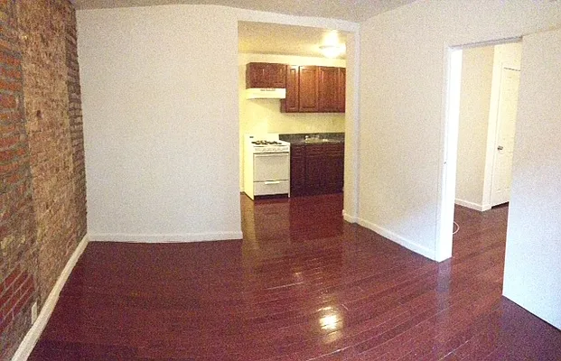 Rented by Full Time Management | media 28