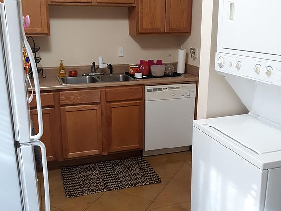 3rd image of 210 S Husband St APT 4