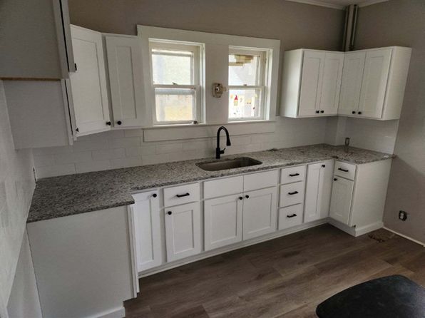 423 W 4th St UNIT A