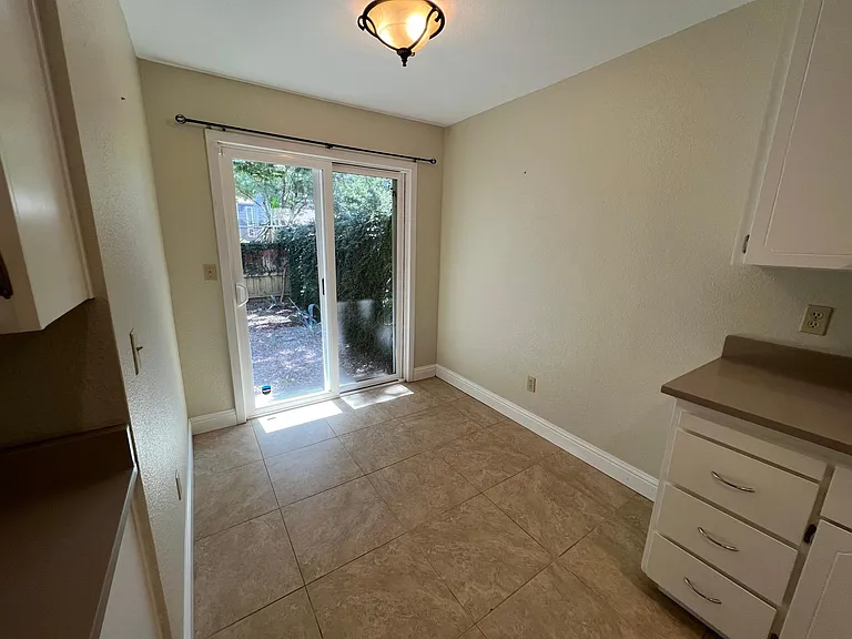 2013 Picasso Ave — Photo 9