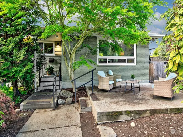 6255 39th Avenue NE, Seattle, WA 98115