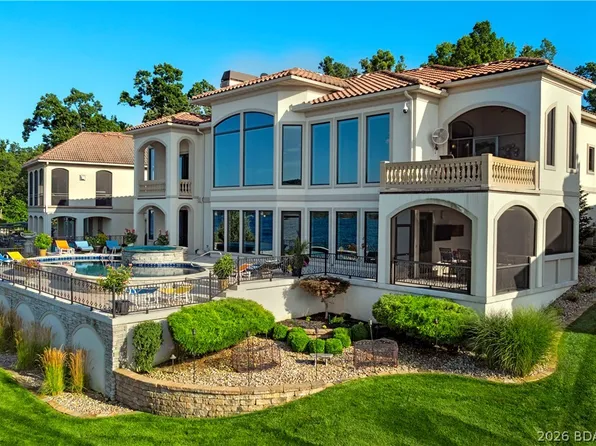 1000 Las Campanas, Sunrise Beach, MO 65079