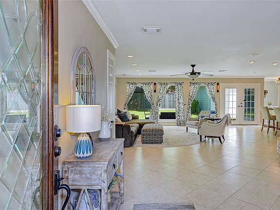 5th image of 2123 Rosefield Dr