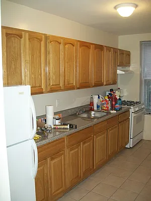 Rented by BuySell Real Estate Inc | media 41