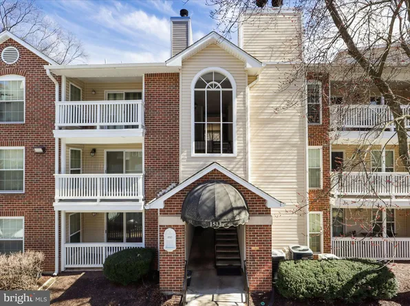 1513 Lincoln Way APT 103, McLean, VA 22102