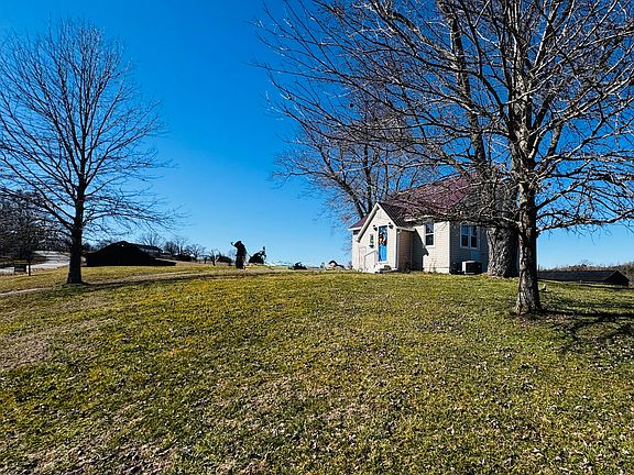 3rd image of 1188 Fairview Rd