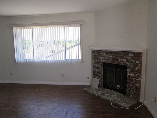 4th image of 6031 Temple City Blvd APT B