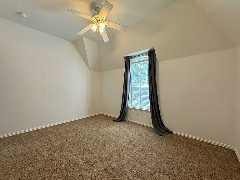 3780 Navarro Way — Photo 17