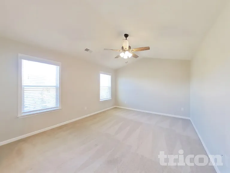 634 Ridgeville Crossing Dr — Photo 6