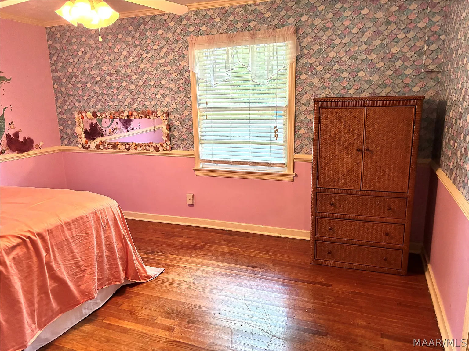 3 bed, 1.0 bath, 1604 sqft, $1,300 — Photo 4