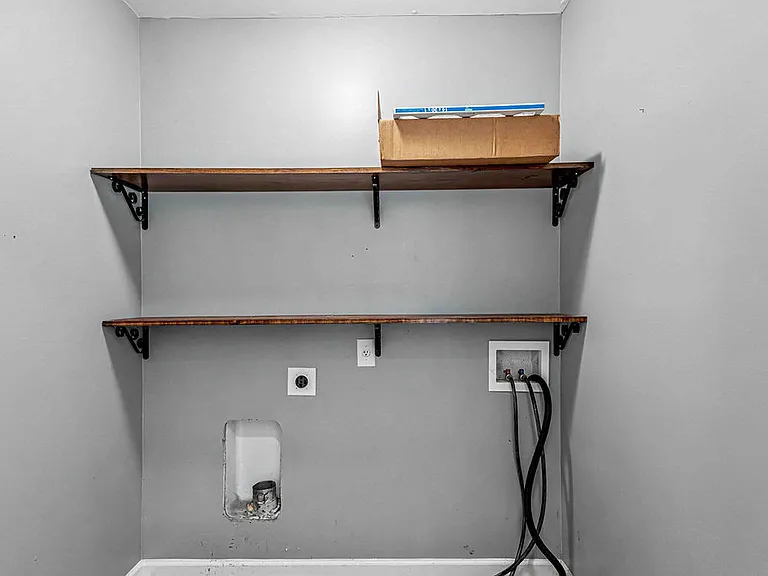123 Saw Grass Dr — Photo 36