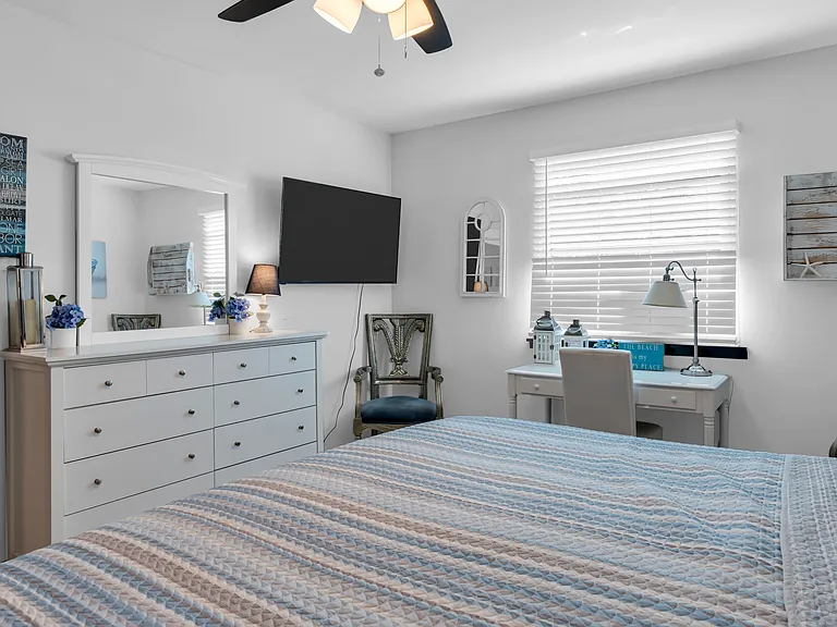 1264 Maplewood Rd #A — Photo 44