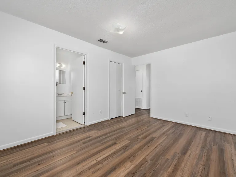 909 W Orange St #911 — Photo 11