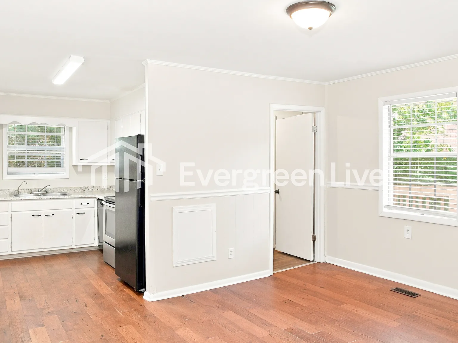 3 bed, 2.0 bath, 1229 sqft, $1,245 — Photo 4