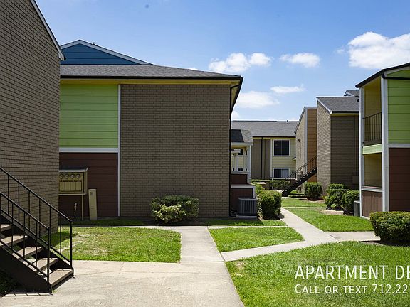 3rd image of 317 Highland Cross Ln #3365