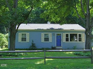 9 Cindy Ln, Bethel, CT 06801