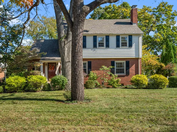 1820 Timberline Dr, Springfield, OH 45504