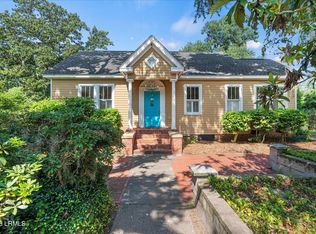 522 Ribaut Rd, Beaufort, SC 29902