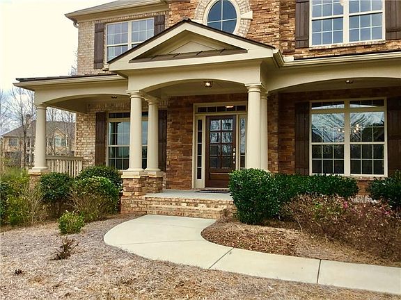 2nd image of 100 Olde Heritage Way