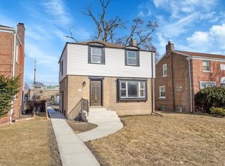 9821 S Hoxie Ave, Chicago, IL 60617