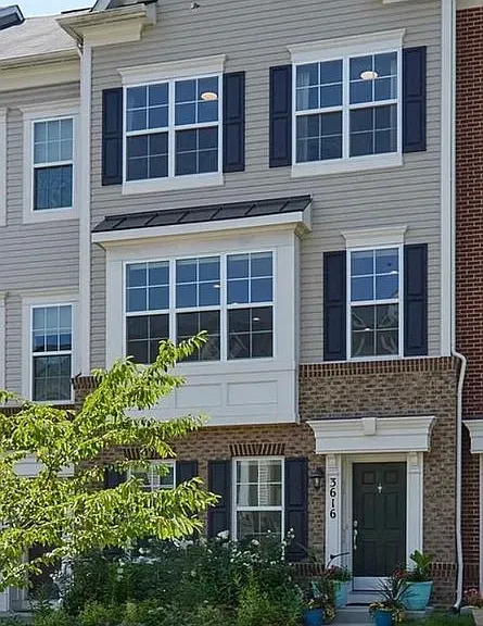 3616 Summer House St — Photo 1