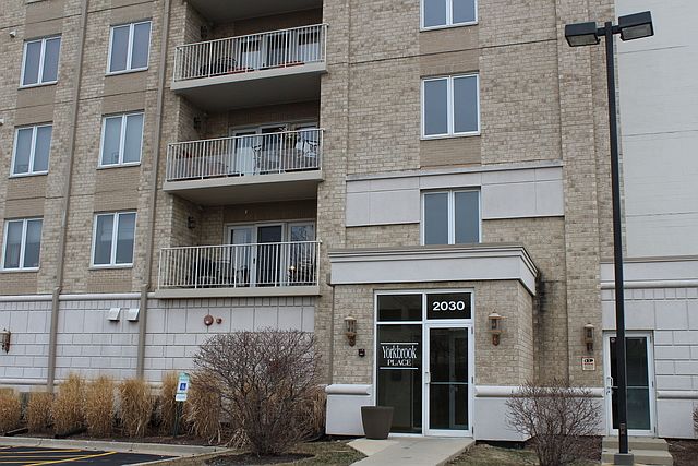 1st image of 2030 Saint Regis Dr APT 411