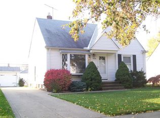 4720 Summer Ln, Brooklyn, OH