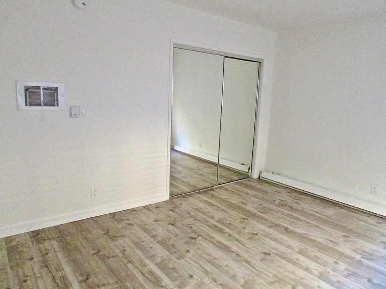 11511 Rochester Ave #11 — Photo 14