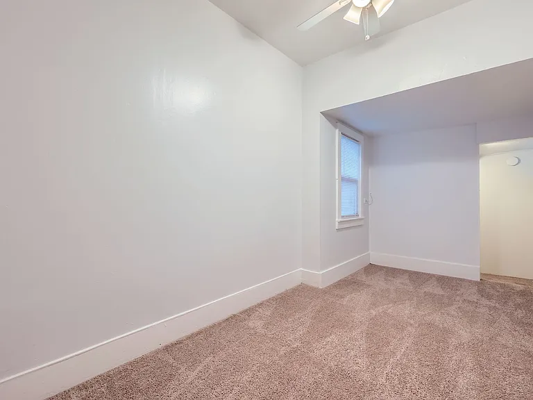 537 E Platte Ave #1-5 — Photo 8