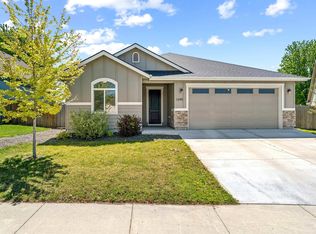 1695 W Afton St, Kuna, ID 83634
