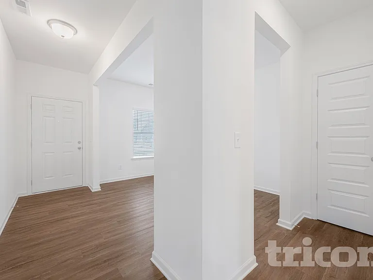 105 Chapel Meadow Ln SW — Photo 2