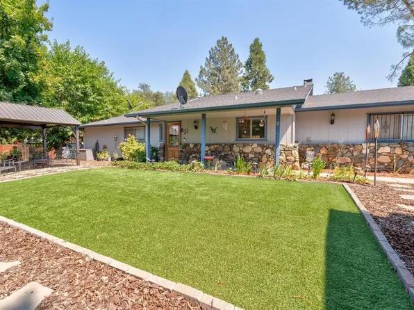 49523 Jeffrey Way, Oakhurst, CA 93644
