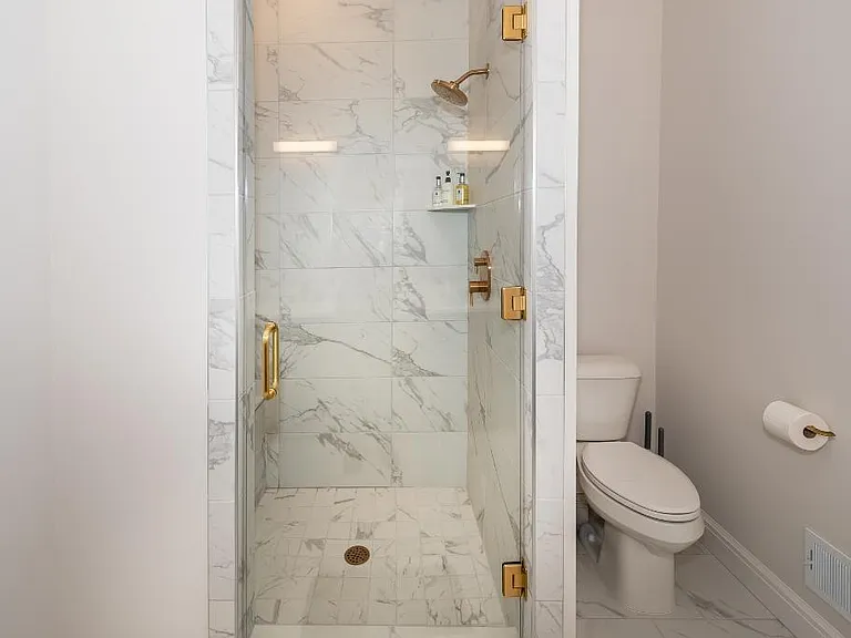 7488 Gramercy Cir — Photo 11