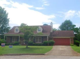 1606 Shadywood Ct, Opelika, AL 36801
