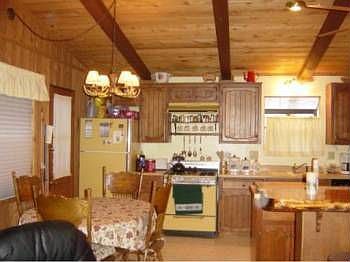 3rd image of 1237 Mann Dr