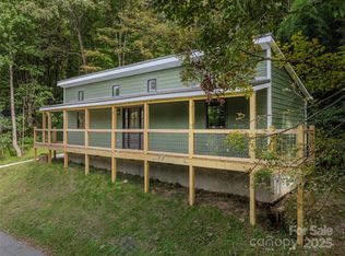 161 S Hill St, Waynesville, NC 28786