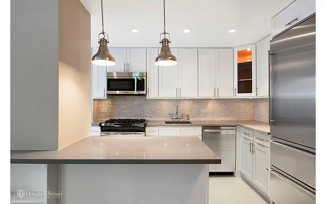 Rented by Douglas Elliman | media 8